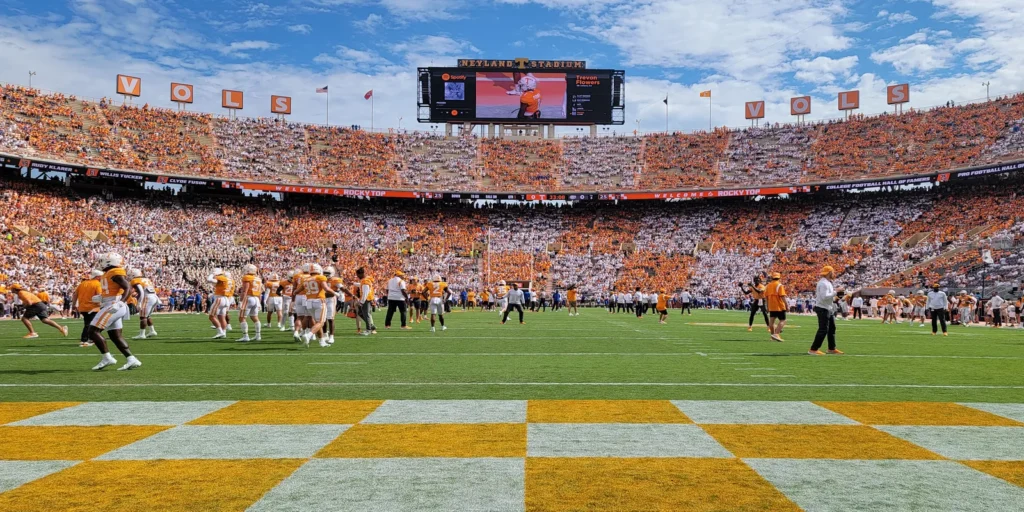 97823f63-2b01-45b3-89ee-a9099e0f1e73-KNS-UT_vols_pregame_BP01